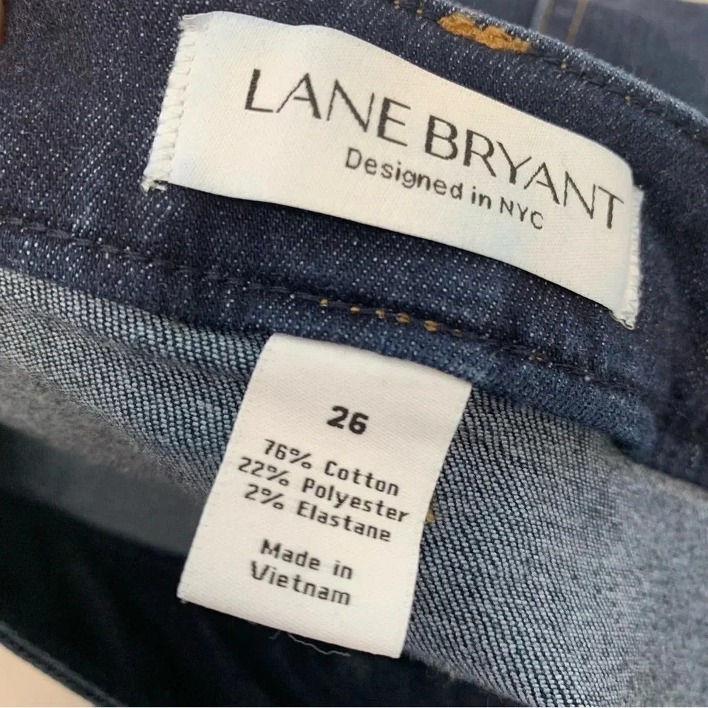 Lane Bryant Girlfriend Denim Shorts 26 Mid Rise  Dark Wash Pockets Stretch  Work